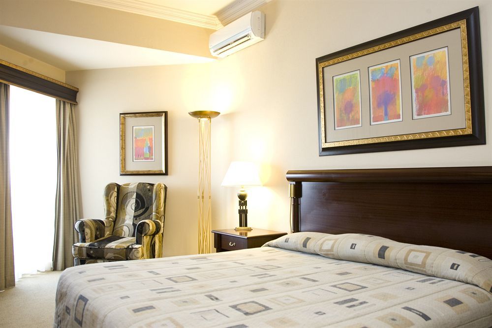 Hotel Alvalade Luanda Rum bild